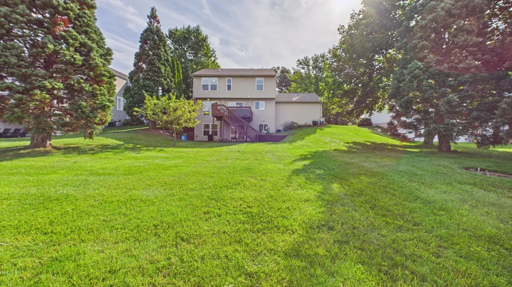 6747 Winter Creek Road Norton Shores City, MI 49444