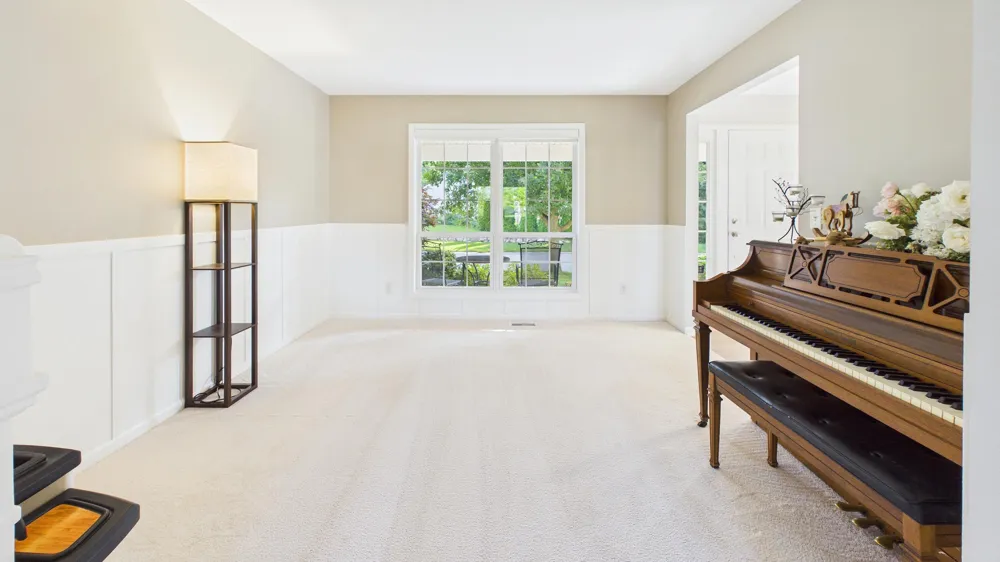 6747 Winter Creek Road Norton Shores City, MI 49444