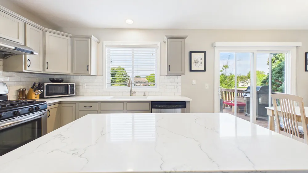 6747 Winter Creek Road Norton Shores City, MI 49444