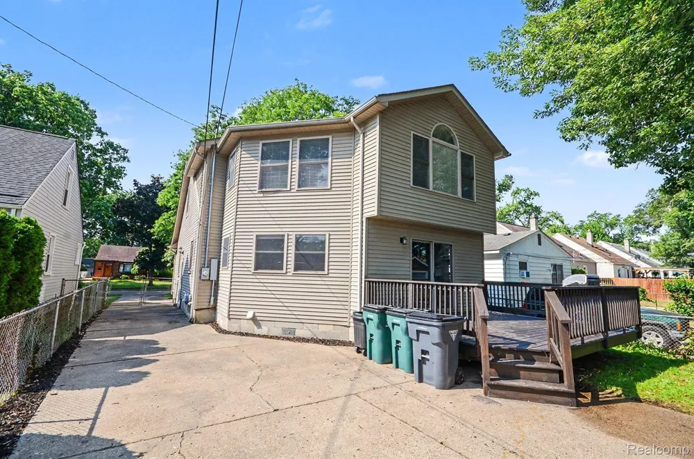 318 Chippewa Street Clawson City, MI 48017