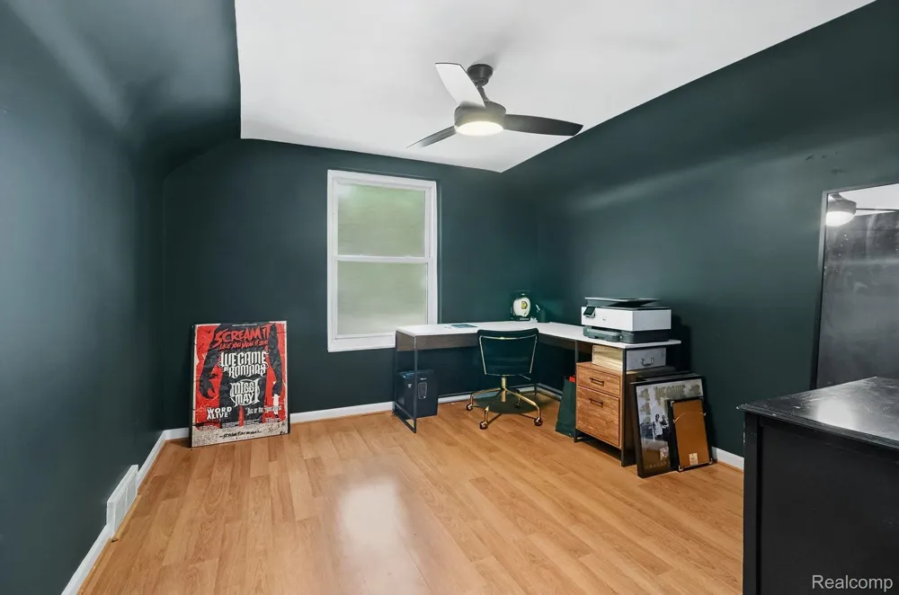 318 Chippewa Street Clawson City, MI 48017
