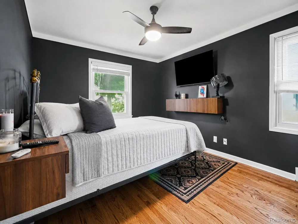 318 Chippewa Street Clawson City, MI 48017
