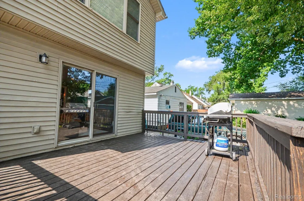 318 Chippewa Street Clawson City, MI 48017