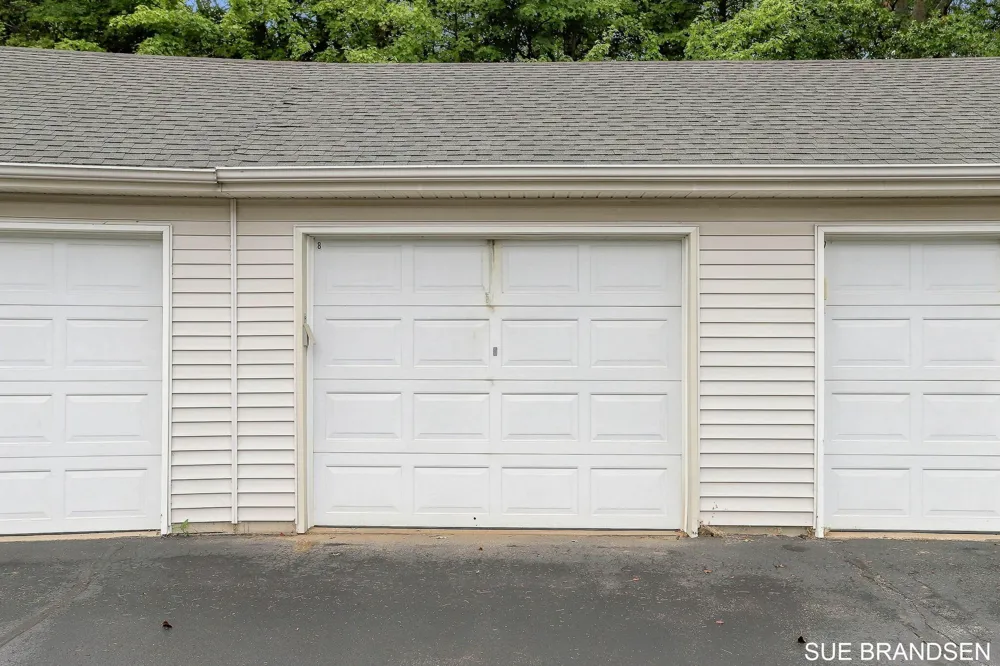 3122 W Crystal Waters Drive #8 Holland Charter Township, MI 49424
