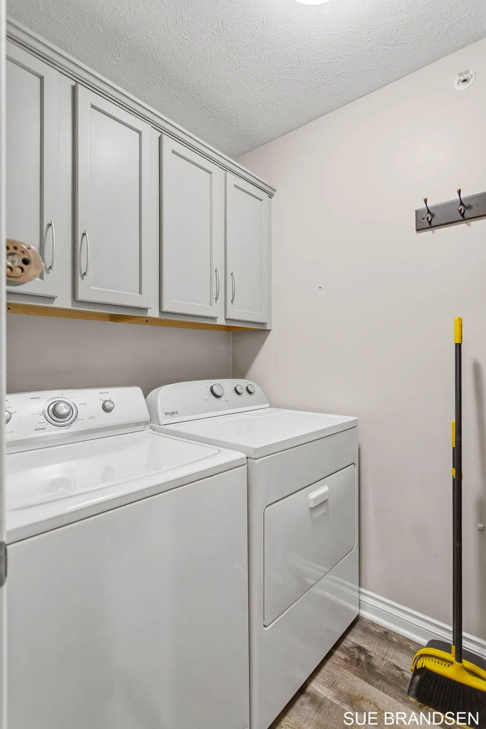 3122 W Crystal Waters Drive #8 Holland Charter Township, MI 49424