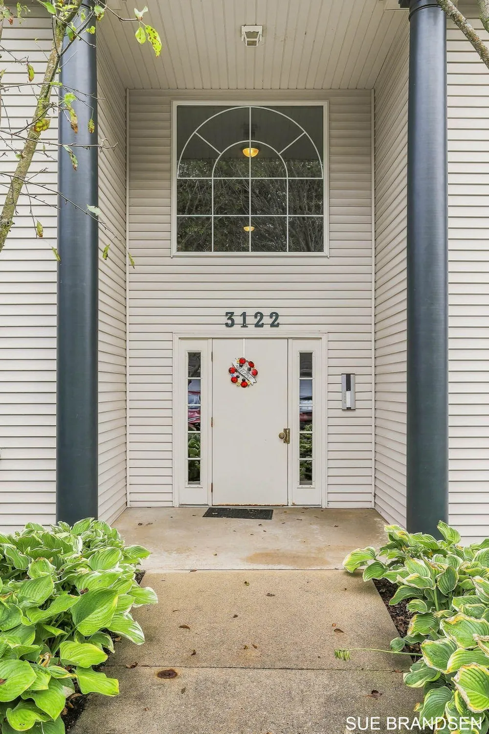 3122 W Crystal Waters Drive #8 Holland Charter Township, MI 49424