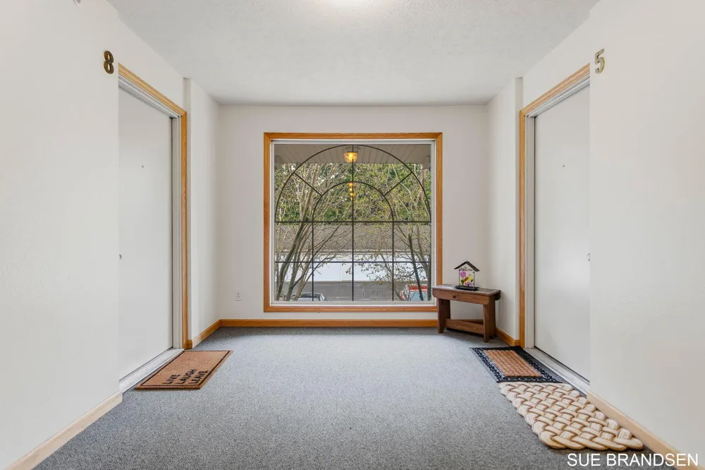 3122 W Crystal Waters Drive #8 Holland Charter Township, MI 49424