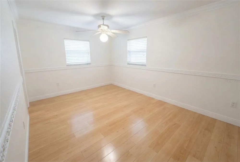2143 AMANDA DRIVE Sarasota, FL 34232