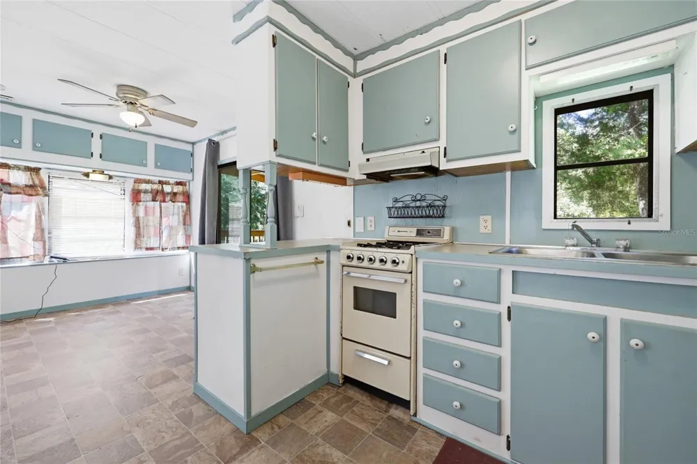 1171 NE 575TH STREET Old Town, FL 32680