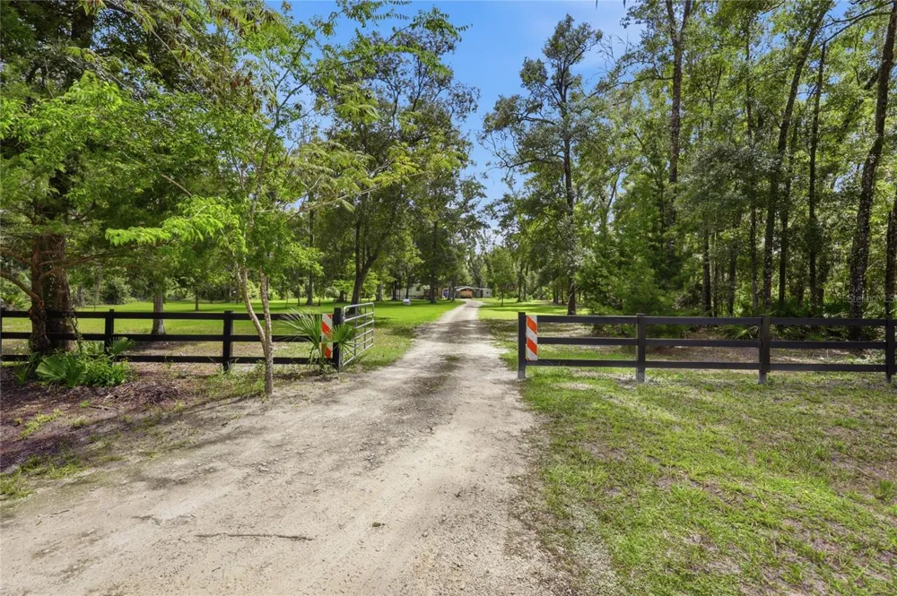 1171 NE 575TH STREET Old Town, FL 32680