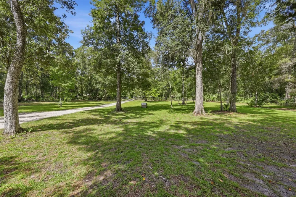1171 NE 575TH STREET Old Town, FL 32680