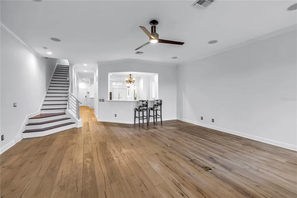 651 SAXONY BOULEVARD St Petersburg, FL 33716