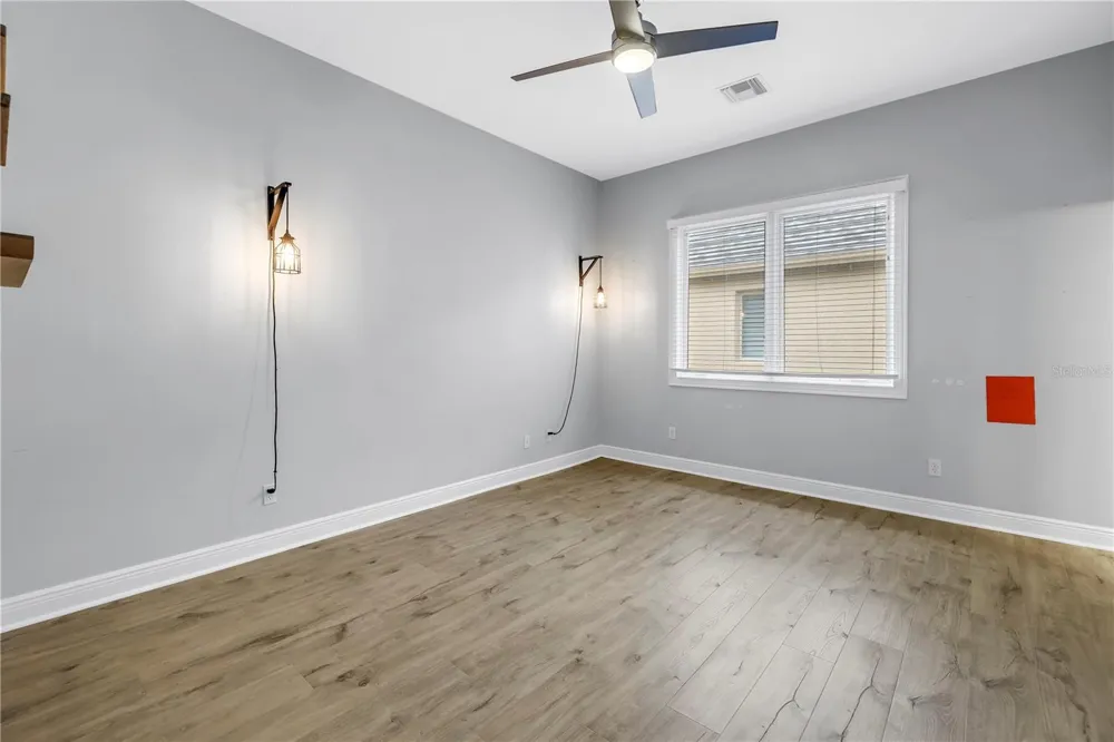 651 SAXONY BOULEVARD St Petersburg, FL 33716