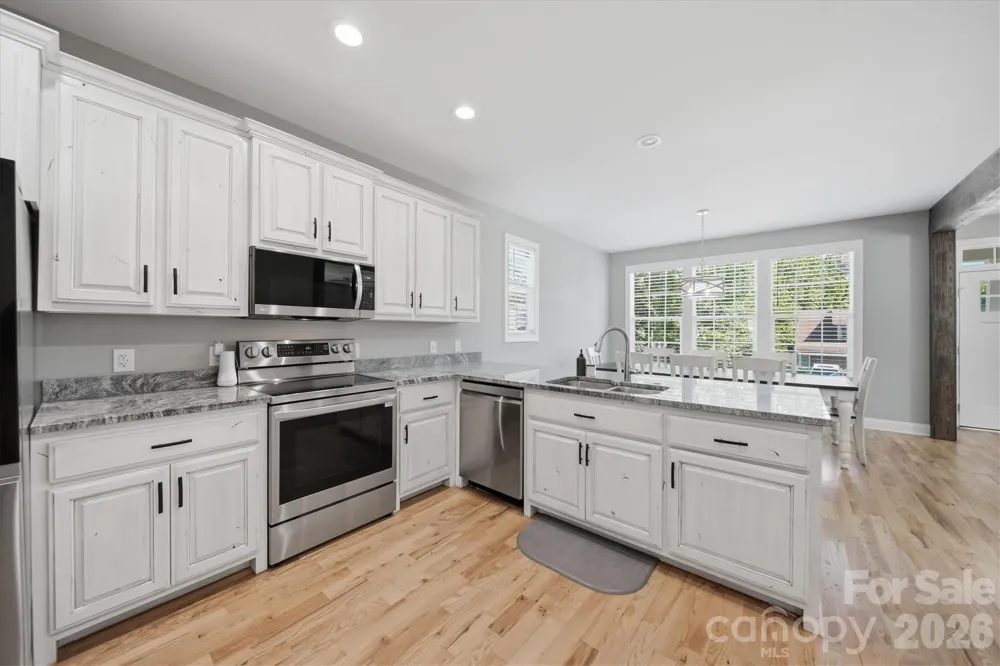 135 Maplewood Court Hudson, NC 28638