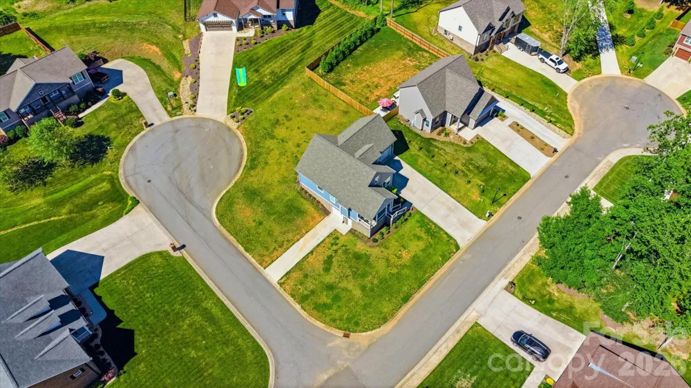135 Maplewood Court Hudson, NC 28638