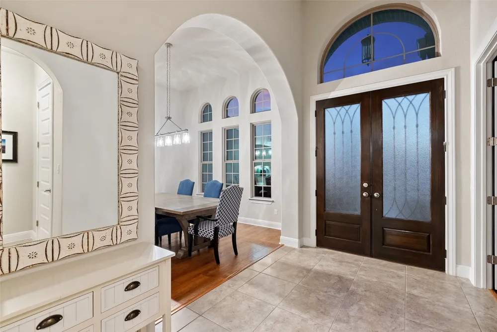 17632 Stratus Cove Dripping Springs, TX 78620