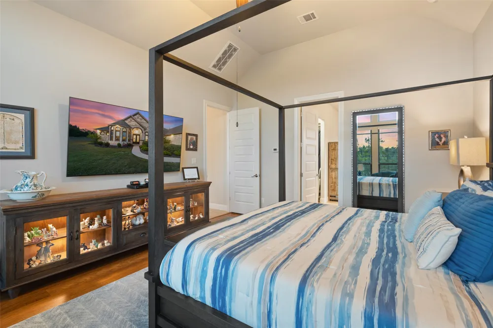 17632 Stratus Cove Dripping Springs, TX 78620