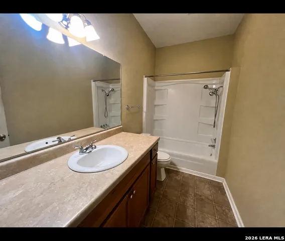 229 TRAVIS ST Unit 2 Kerrville, TX 78028