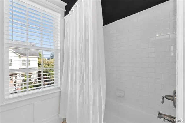 8131 E 33rd Avenue Denver, CO 80238