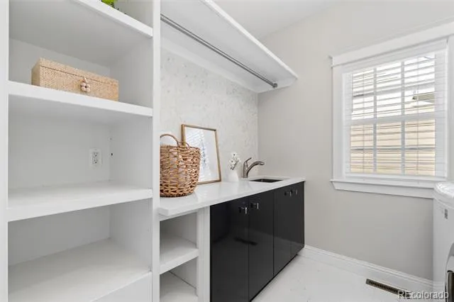8131 E 33rd Avenue Denver, CO 80238