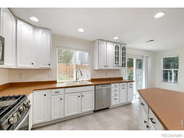 10488 Mobile Way Commerce City, CO 80022