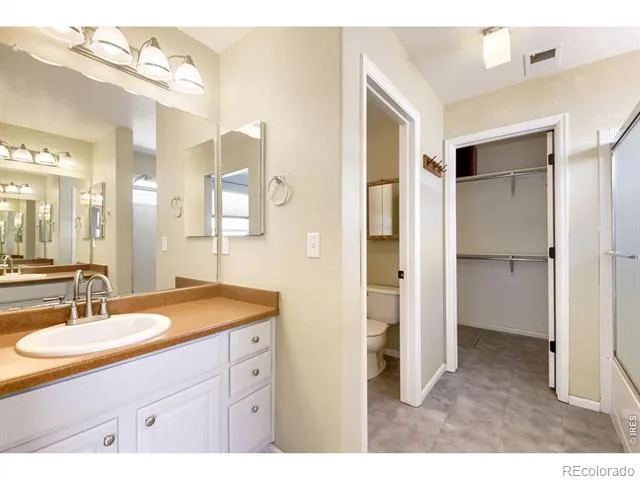 10488 Mobile Way Commerce City, CO 80022