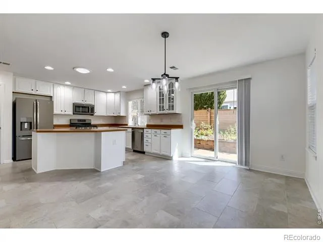 10488 Mobile Way Commerce City, CO 80022