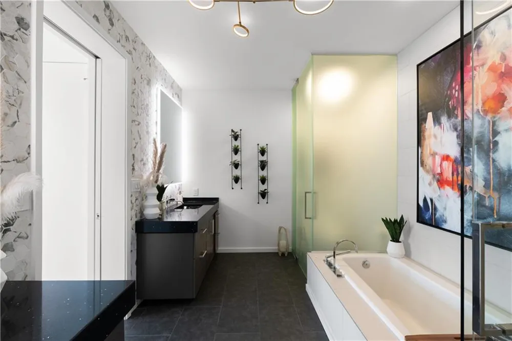45 Ivan Allen Jr Boulevard #2505 Atlanta, GA 30308