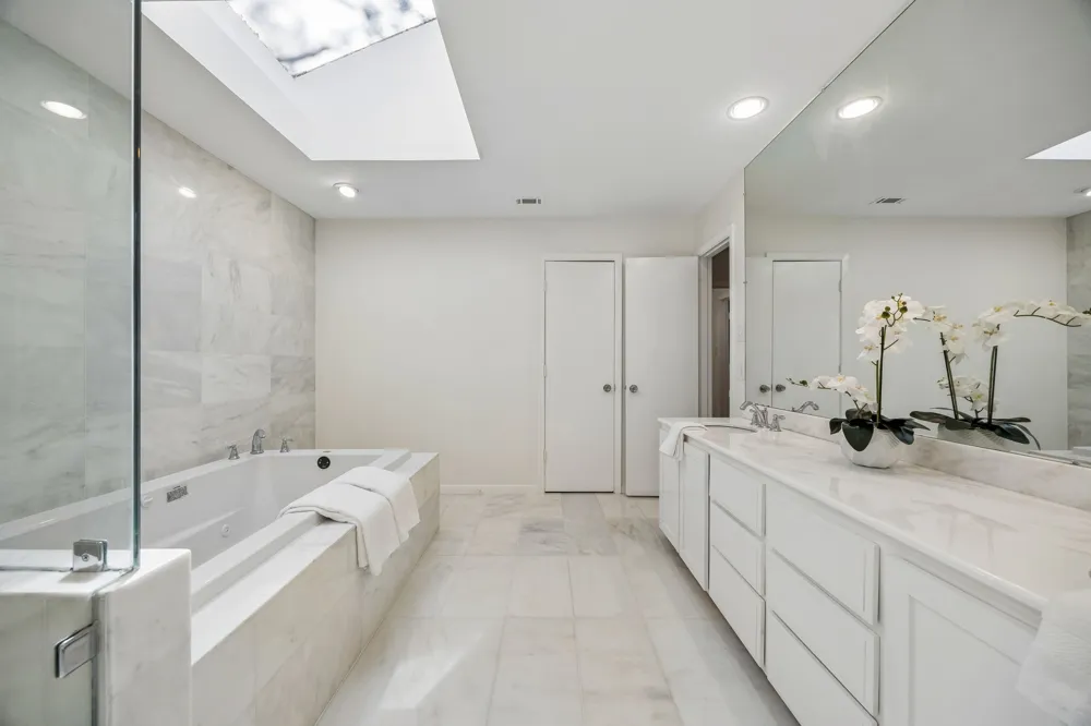 6542 Clearhaven Circle Dallas, TX 75248