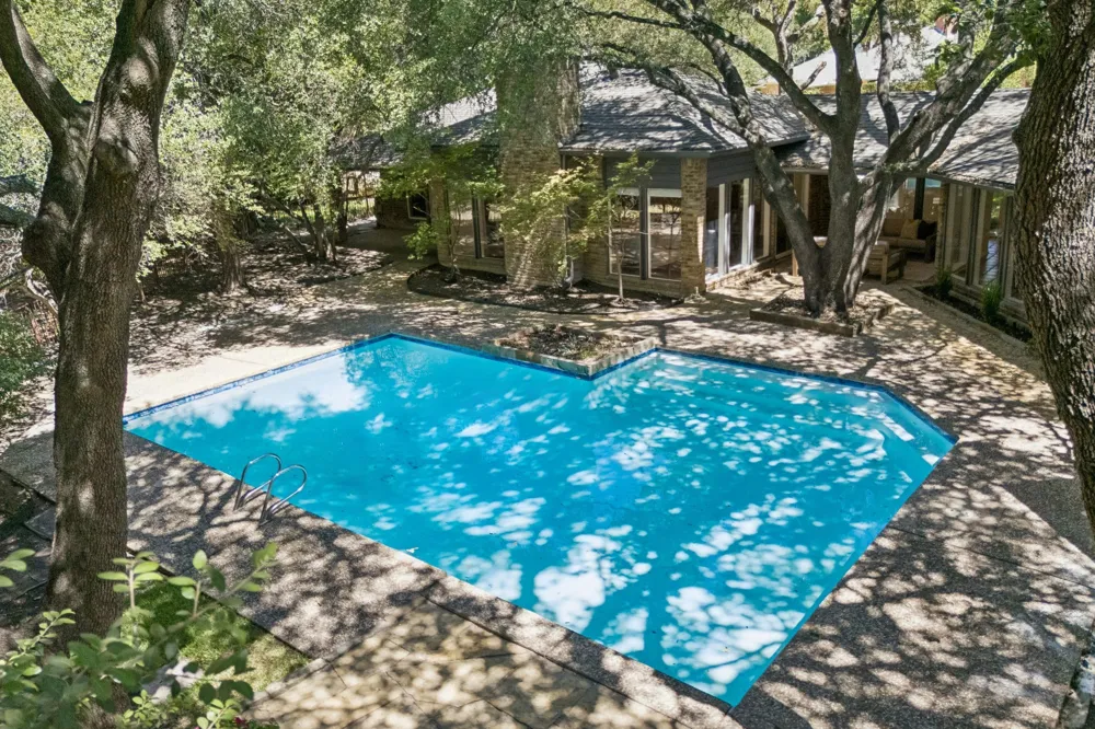 6542 Clearhaven Circle Dallas, TX 75248