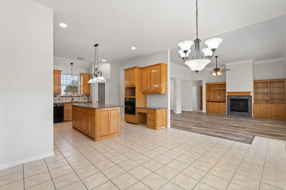 2521 Pecan Springs Road Cleburne, TX 76031