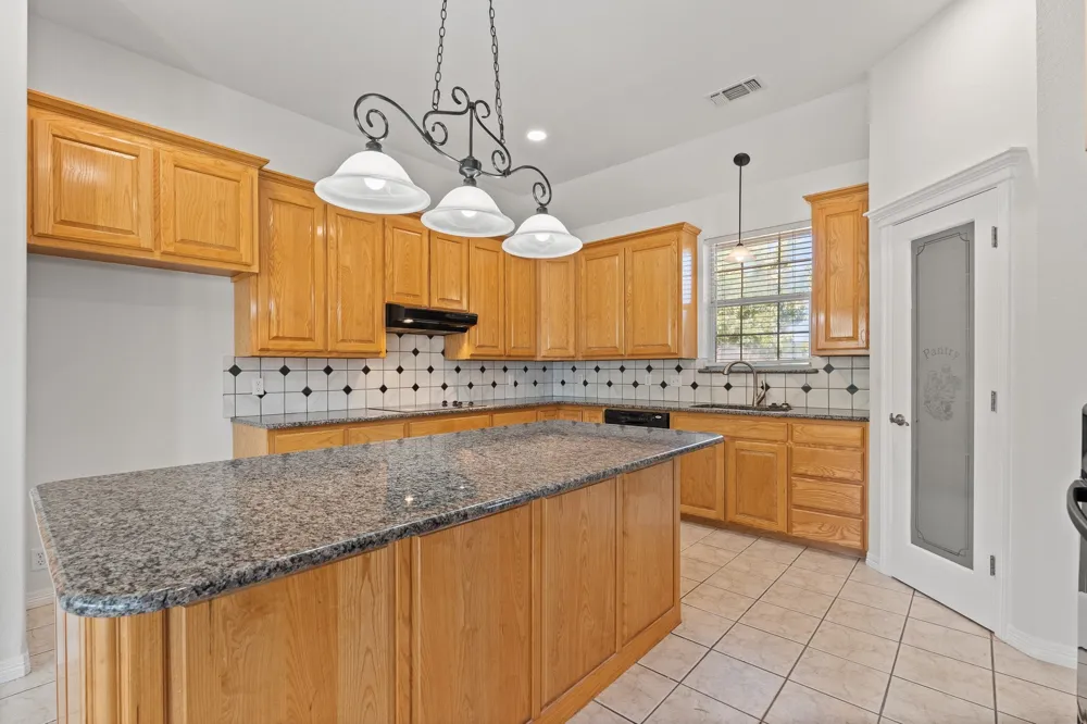 2521 Pecan Springs Road Cleburne, TX 76031
