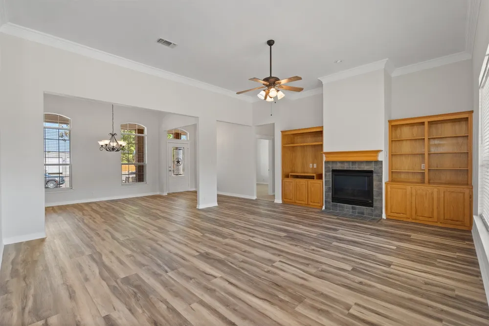 2521 Pecan Springs Road Cleburne, TX 76031