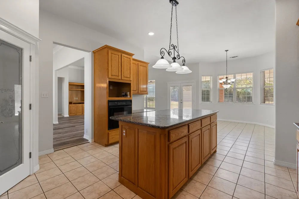 2521 Pecan Springs Road Cleburne, TX 76031