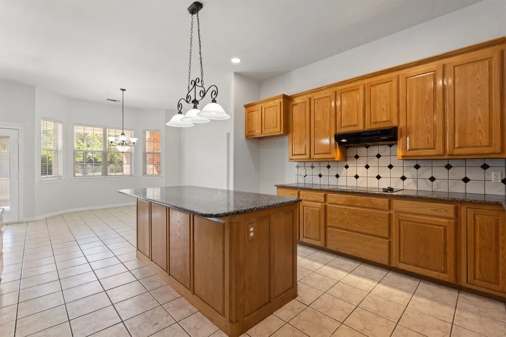 2521 Pecan Springs Road Cleburne, TX 76031