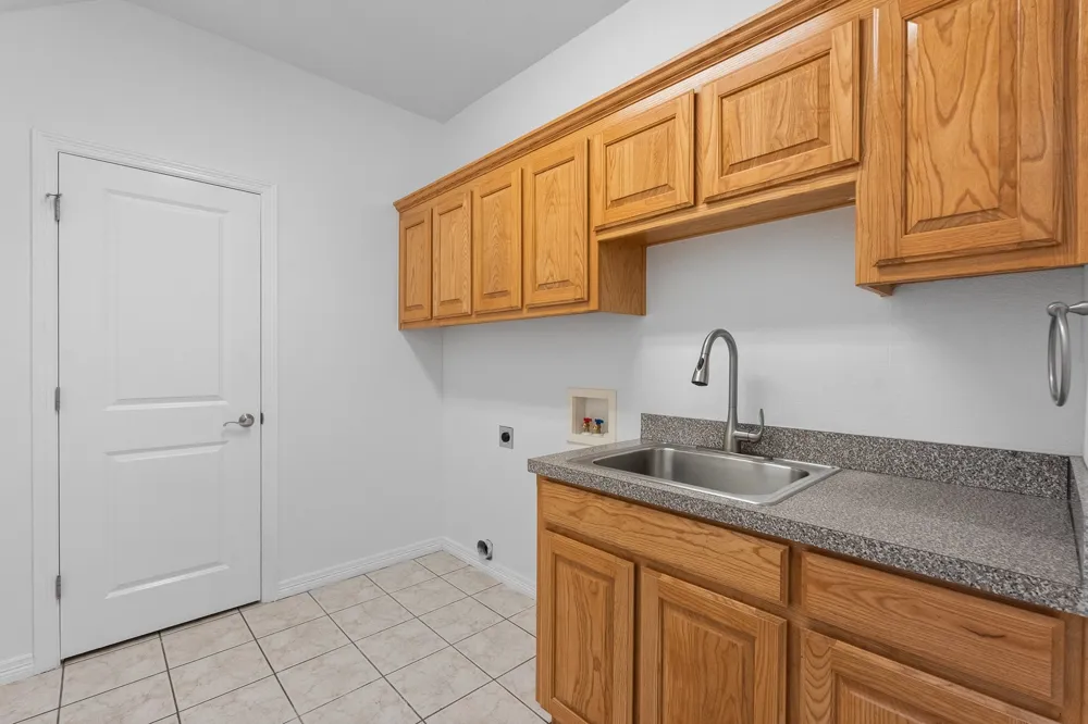 2521 Pecan Springs Road Cleburne, TX 76031