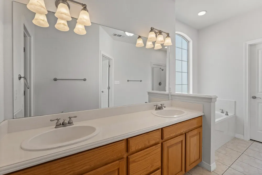 2521 Pecan Springs Road Cleburne, TX 76031