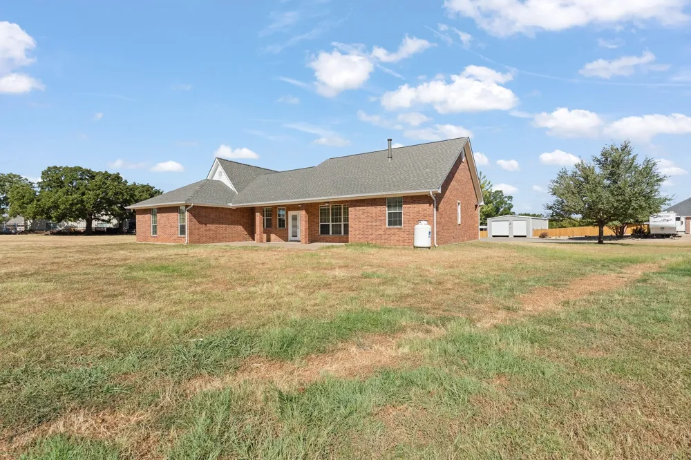 2521 Pecan Springs Road Cleburne, TX 76031