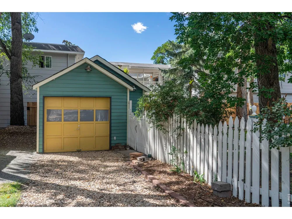 352 Collyer Street Longmont, CO 80501