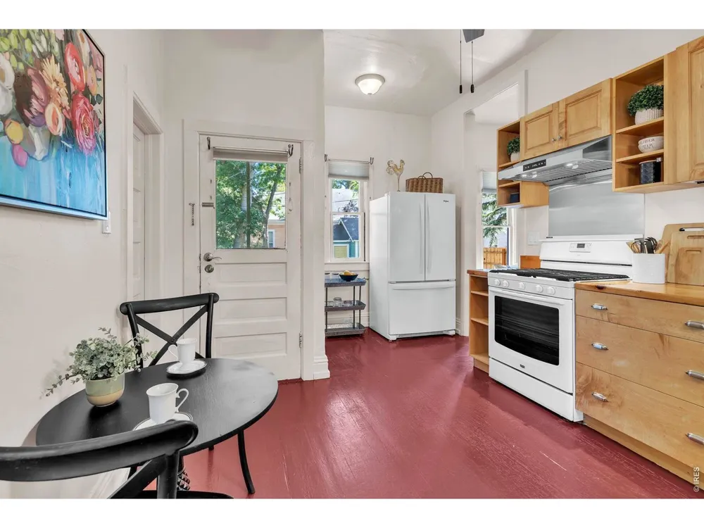 352 Collyer Street Longmont, CO 80501