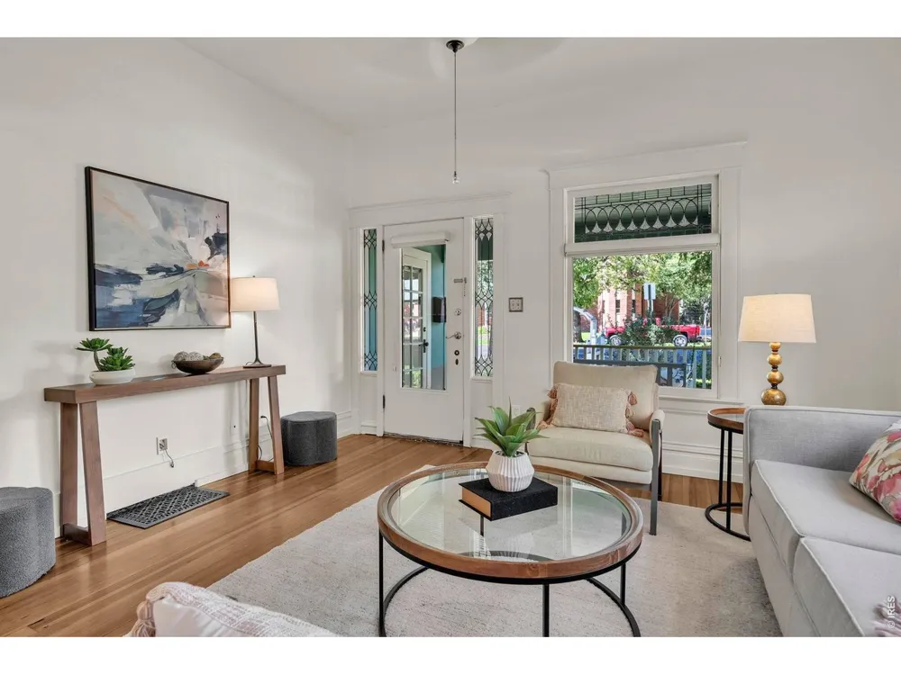 352 Collyer Street Longmont, CO 80501