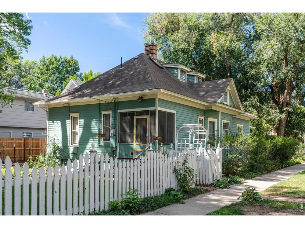 352 Collyer Street Longmont, CO 80501