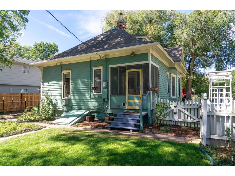 352 Collyer Street Longmont, CO 80501