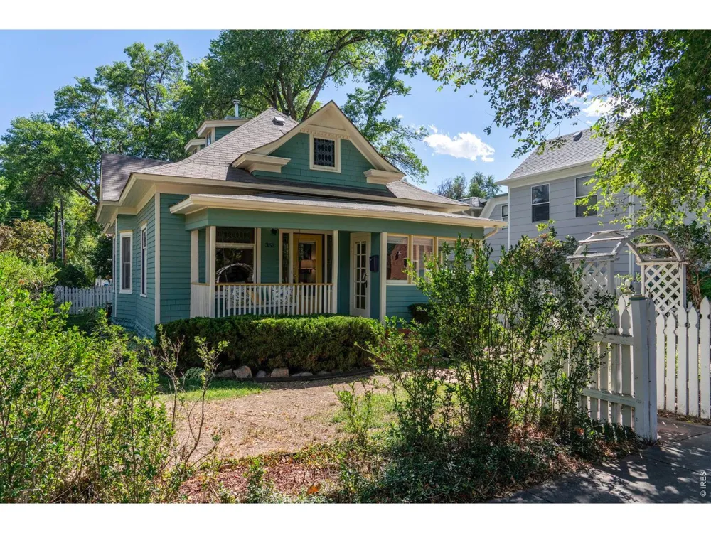 352 Collyer Street Longmont, CO 80501