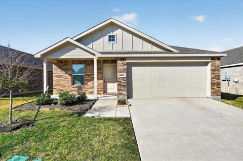 2209 Ava Drive