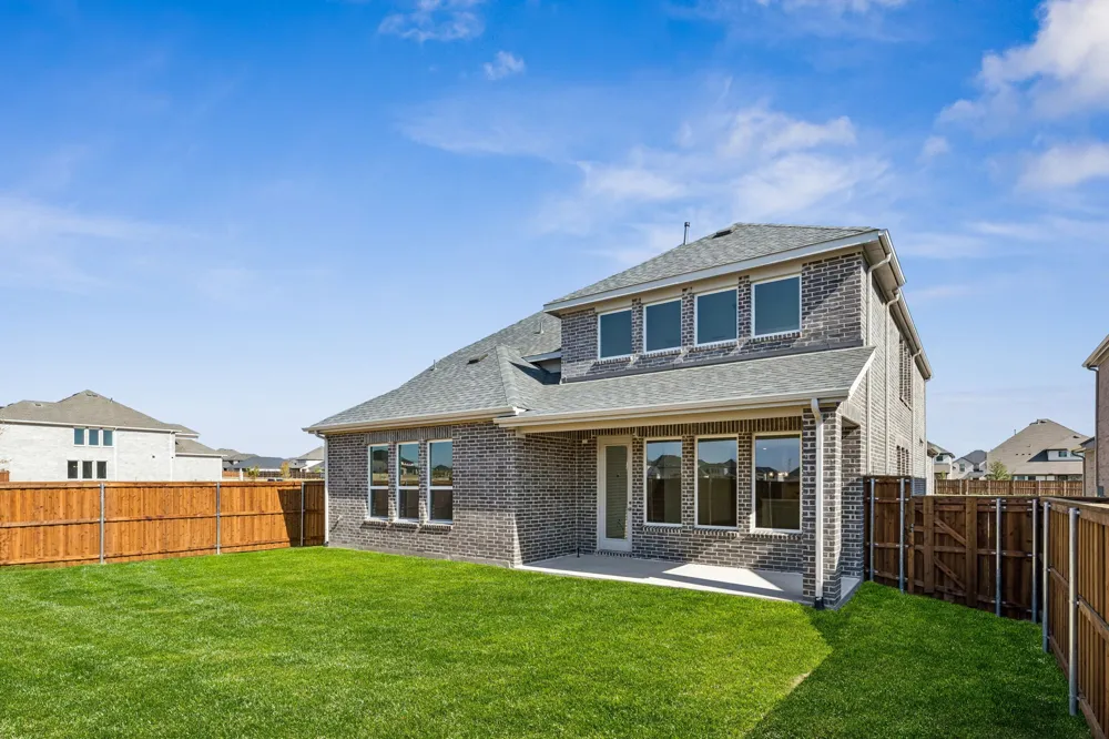 1825 Vetiver Glow Drive Celina, TX 75009