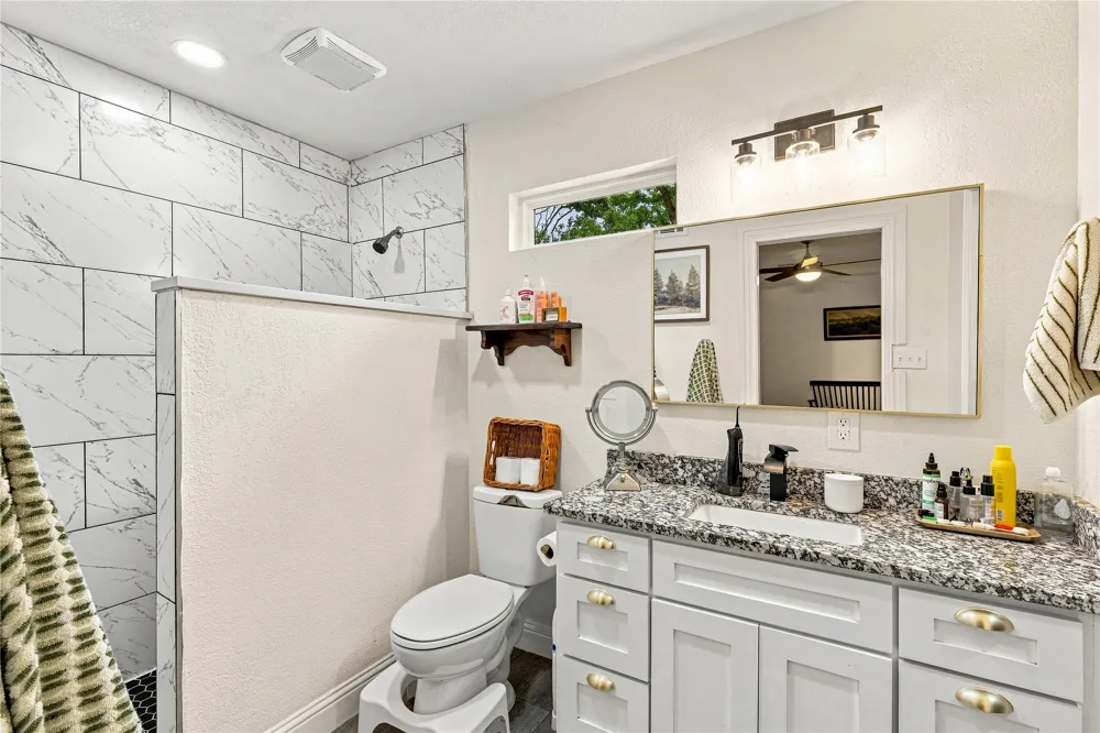 149 Gordon Drive Azle, TX 76020