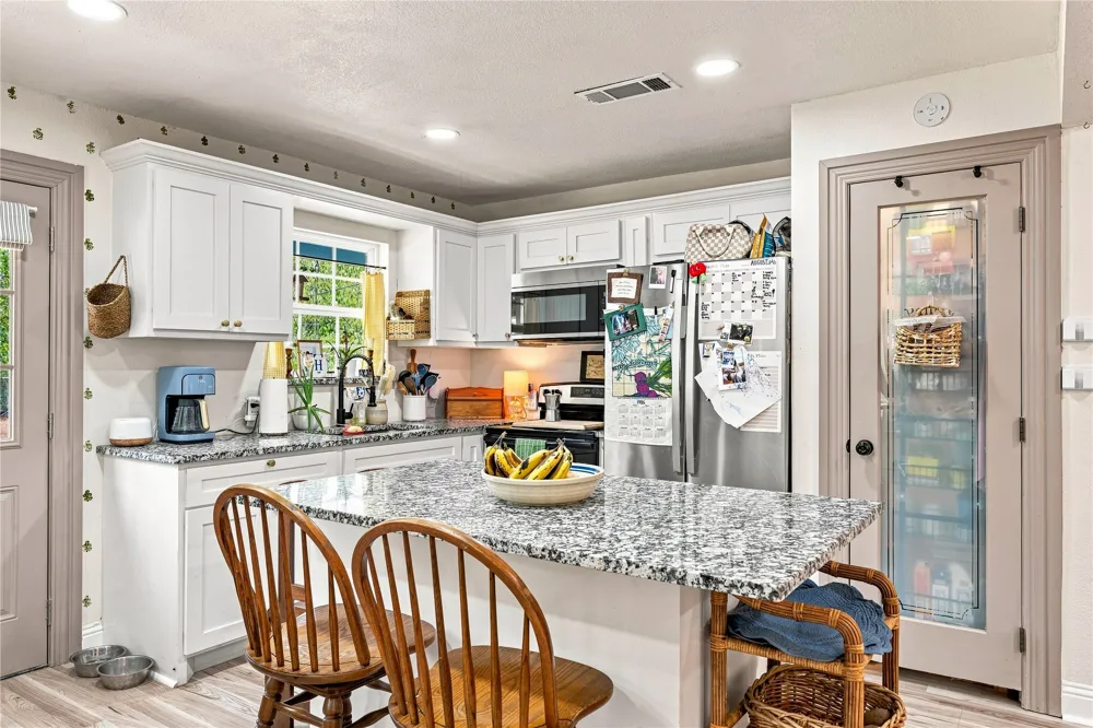 149 Gordon Drive Azle, TX 76020