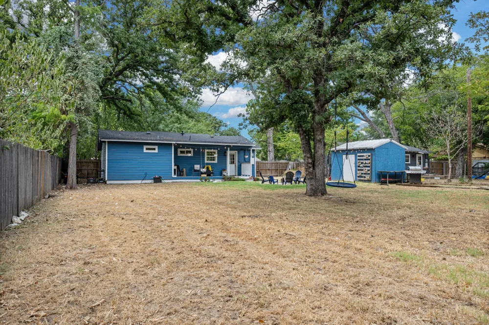 149 Gordon Drive Azle, TX 76020
