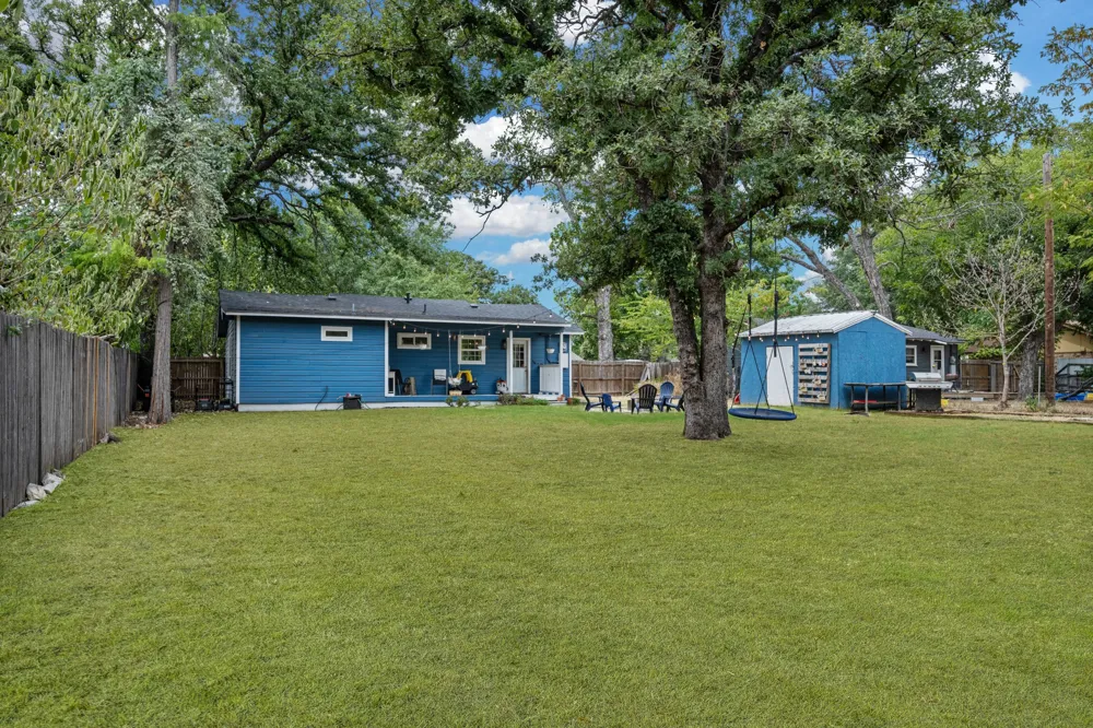 149 Gordon Drive Azle, TX 76020